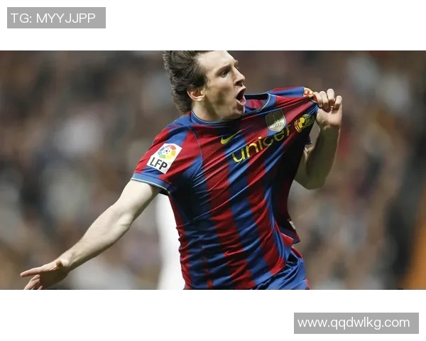 足球明星女装高清写真展现独特魅力与时尚风采